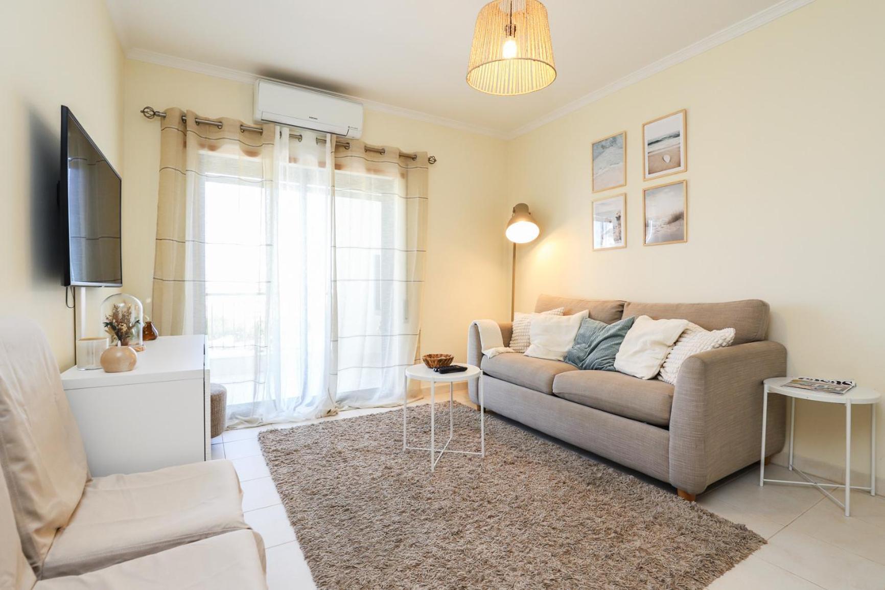 Appartamento Charming Flat 10 Min Walk To Beach Albufeira Esterno foto